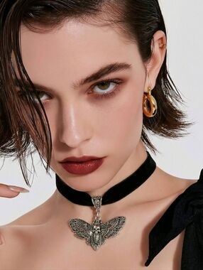 Moth Choker Necklace Black Velvet Gothic Witchy Pendant Adjustable Goth Punk